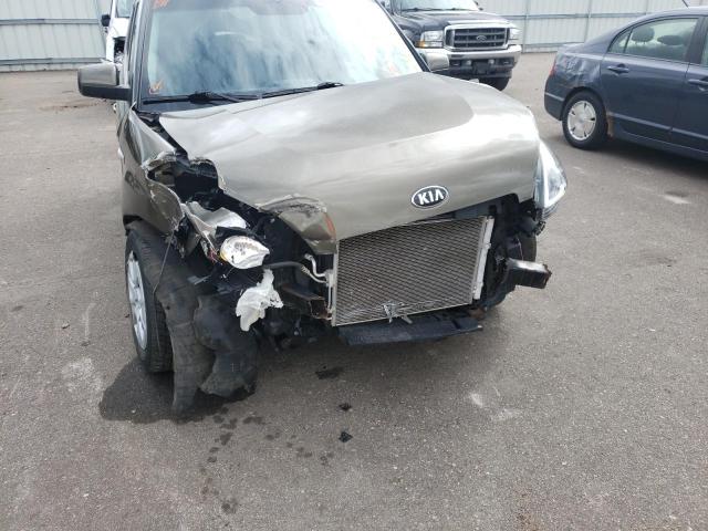 Photo 8 VIN: KNDJT2A57D7497711 - KIA SOUL 