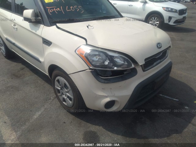 Photo 5 VIN: KNDJT2A57D7553310 - KIA SOUL 