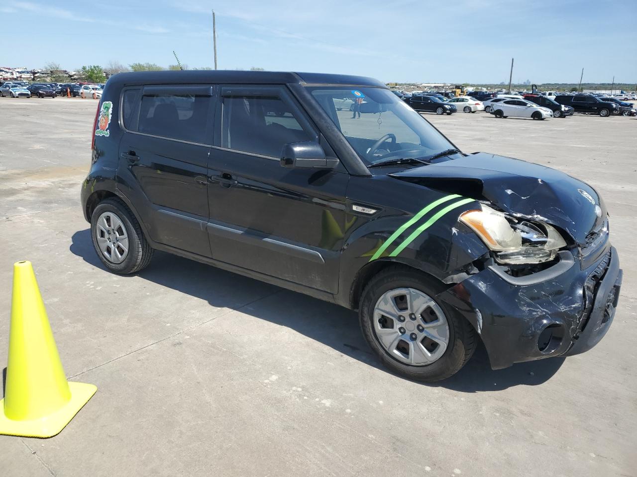 Photo 3 VIN: KNDJT2A57D7570253 - KIA SOUL 