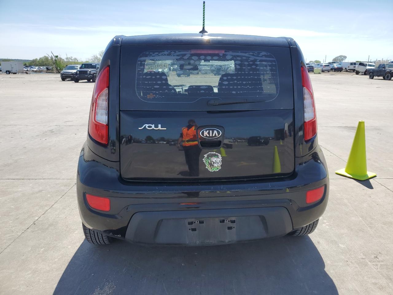 Photo 5 VIN: KNDJT2A57D7570253 - KIA SOUL 