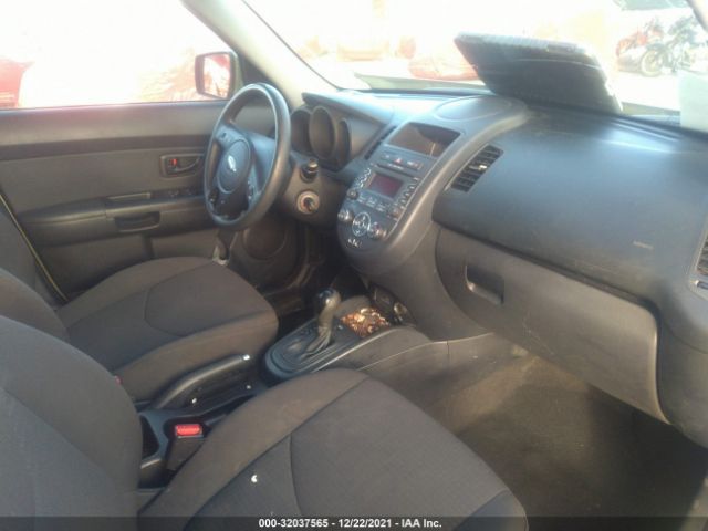 Photo 4 VIN: KNDJT2A57D7616101 - KIA SOUL 