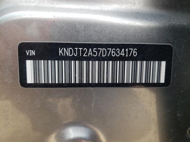 Photo 9 VIN: KNDJT2A57D7634176 - KIA SOUL 