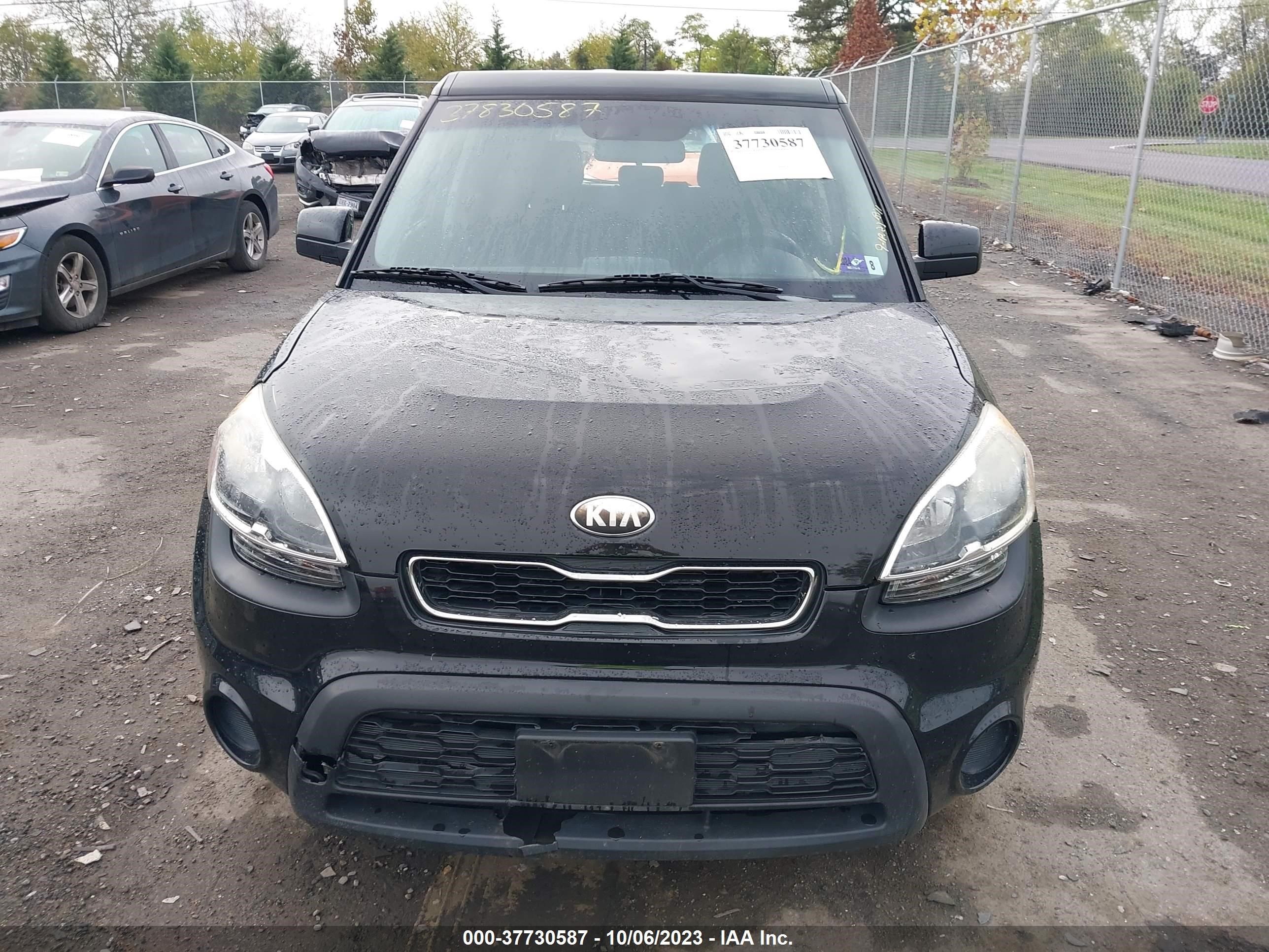 Photo 11 VIN: KNDJT2A57D7755984 - KIA SOUL 