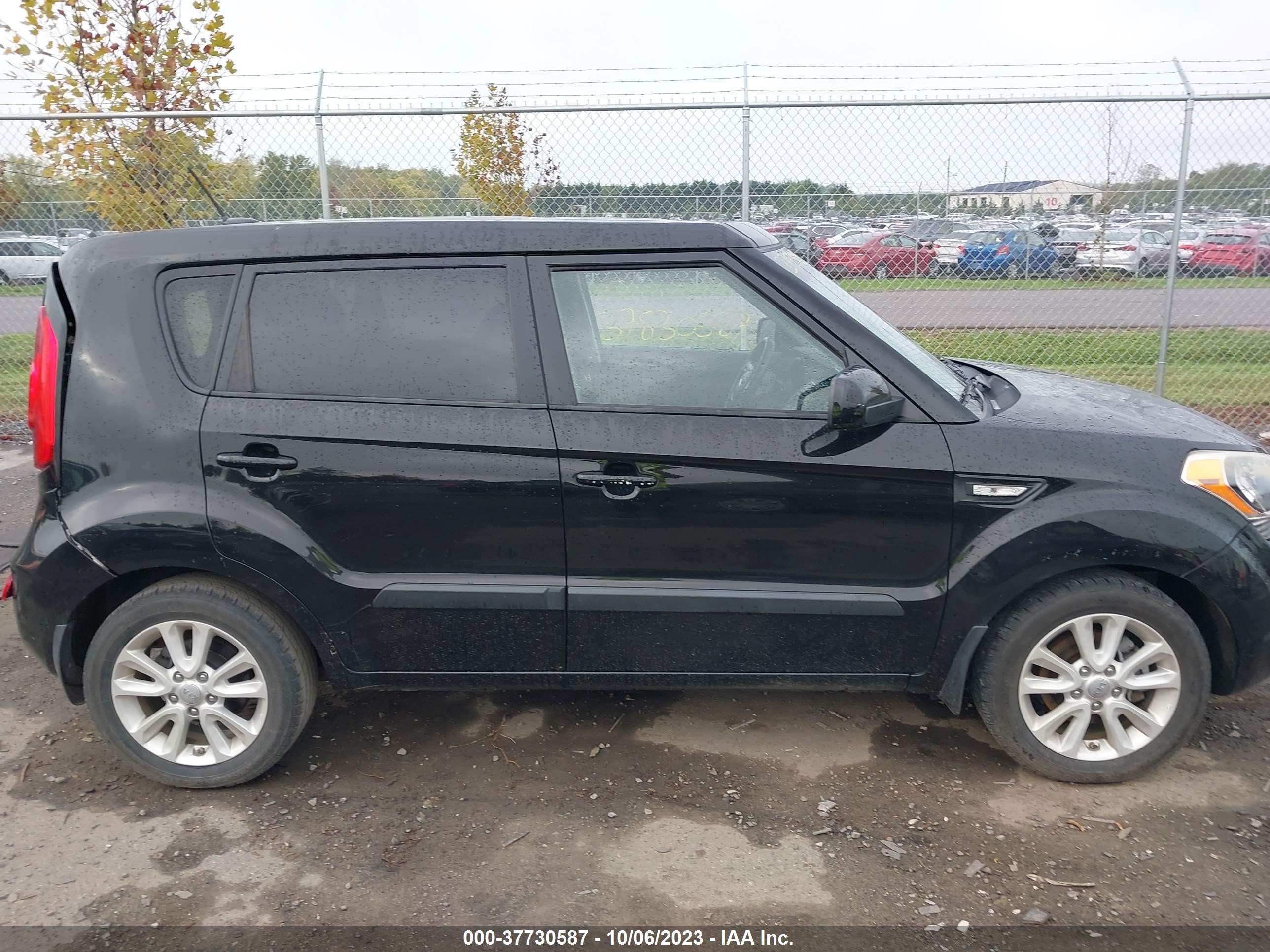 Photo 12 VIN: KNDJT2A57D7755984 - KIA SOUL 