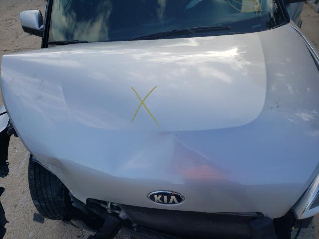 Photo 6 VIN: KNDJT2A57D7774907 - KIA SOUL 