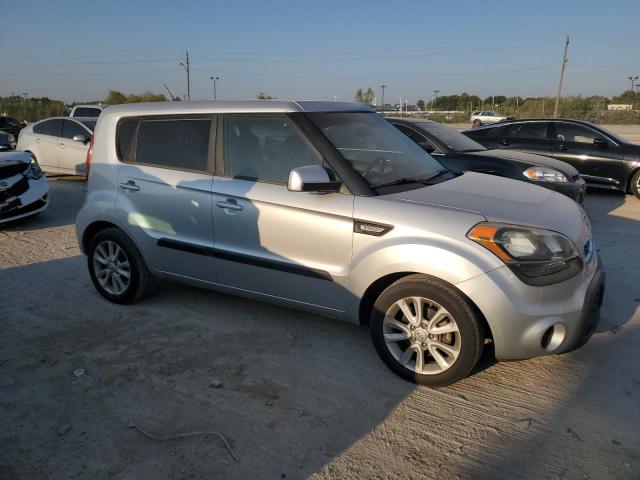 Photo 3 VIN: KNDJT2A58C7368200 - KIA SOUL 