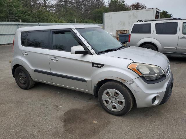 Photo 3 VIN: KNDJT2A58C7430226 - KIA SOUL 