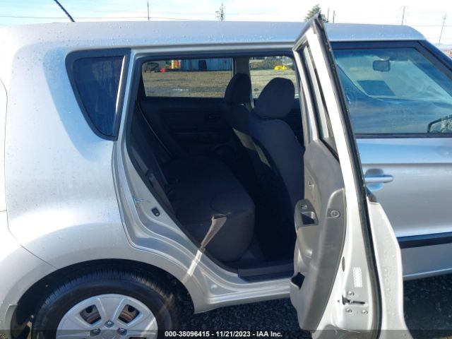 Photo 7 VIN: KNDJT2A58D7773734 - KIA SOUL 