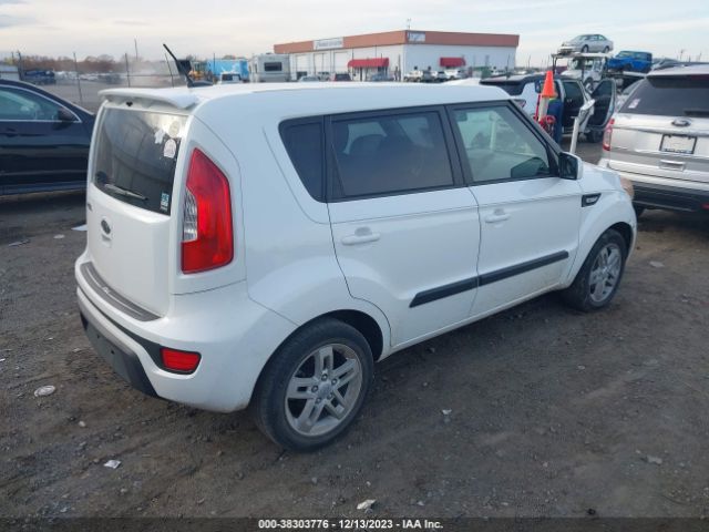 Photo 3 VIN: KNDJT2A59C7453952 - KIA SOUL 