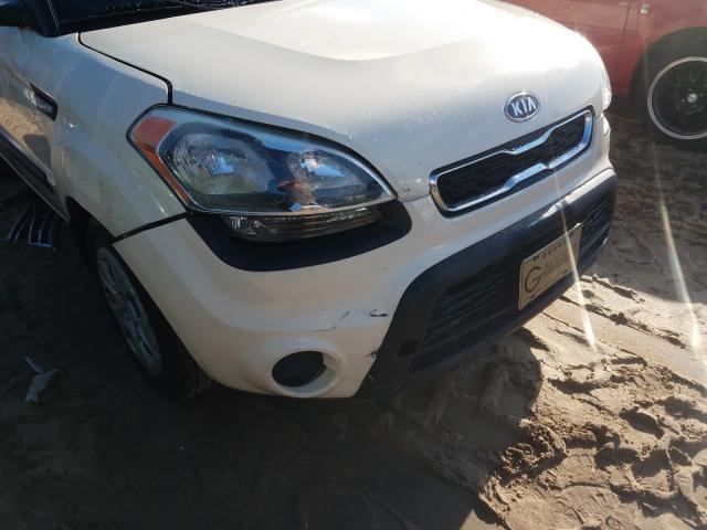 Photo 8 VIN: KNDJT2A59C7474882 - KIA SOUL 