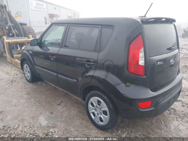 Photo 2 VIN: KNDJT2A59C7746167 - KIA SOUL 