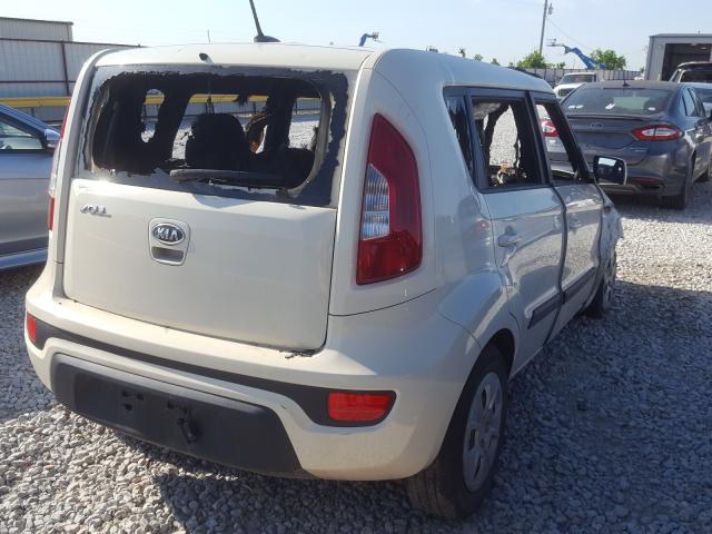 Photo 3 VIN: KNDJT2A59D7359992 - KIA SOUL 