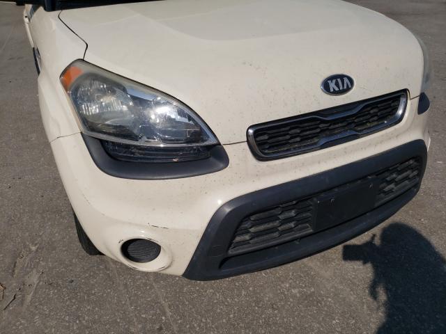 Photo 8 VIN: KNDJT2A59D7496897 - KIA SOUL 