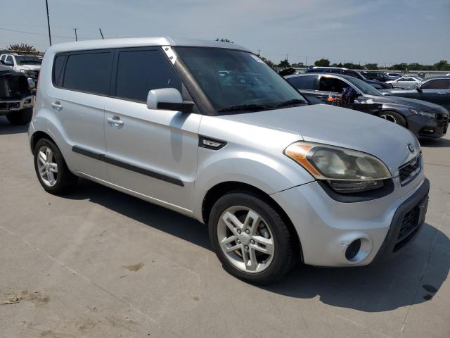 Photo 3 VIN: KNDJT2A59D7499069 - KIA SOUL 