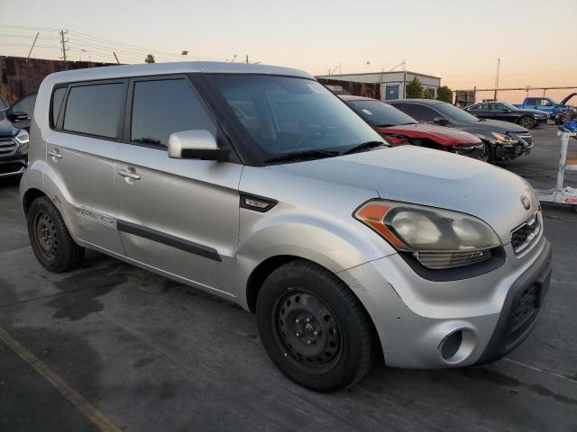 Photo 3 VIN: KNDJT2A59D7510121 - KIA SOUL 