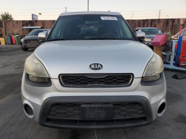 Photo 4 VIN: KNDJT2A59D7510121 - KIA SOUL 