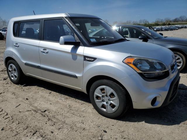 Photo 3 VIN: KNDJT2A59D7529588 - KIA SOUL 