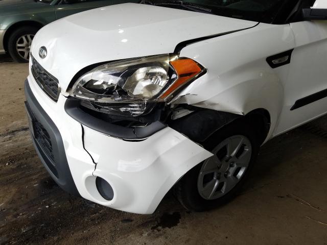 Photo 8 VIN: KNDJT2A59D7530451 - KIA SOUL 