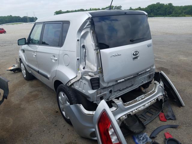 Photo 2 VIN: KNDJT2A59D7558296 - KIA SOUL 