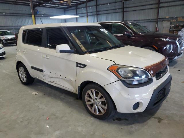 Photo 3 VIN: KNDJT2A59D7757588 - KIA SOUL 