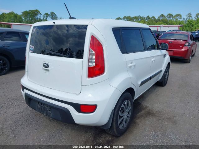 Photo 3 VIN: KNDJT2A59D7758336 - KIA SOUL 