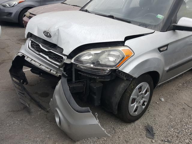 Photo 8 VIN: KNDJT2A5XC7387802 - KIA SOUL 