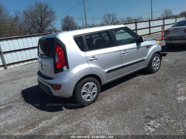 Photo 3 VIN: KNDJT2A5XC7427845 - KIA SOUL 