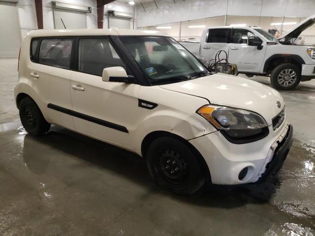 Photo 3 VIN: KNDJT2A5XC7438490 - KIA SOUL 