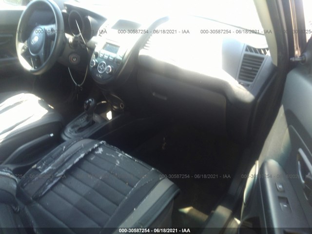 Photo 4 VIN: KNDJT2A5XC7456679 - KIA SOUL 