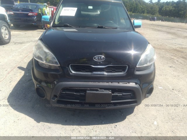 Photo 5 VIN: KNDJT2A5XC7456679 - KIA SOUL 