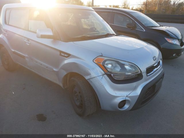 Photo 5 VIN: KNDJT2A5XC7464605 - KIA SOUL 