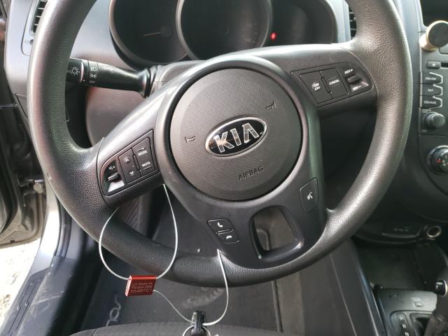 Photo 8 VIN: KNDJT2A5XD7580825 - KIA SOUL 