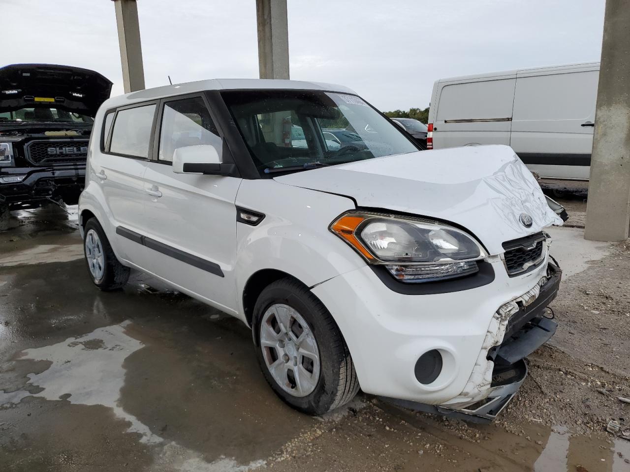 Photo 3 VIN: KNDJT2A5XD7757907 - KIA SOUL 