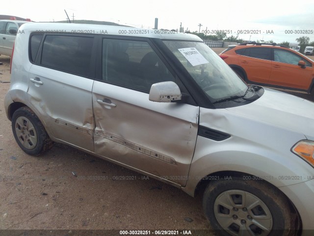 Photo 5 VIN: KNDJT2A5XD7761360 - KIA SOUL 