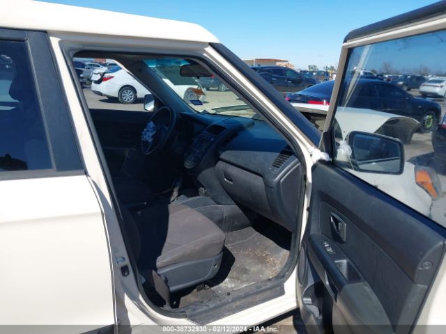 Photo 4 VIN: KNDJT2A5XD7774187 - KIA SOUL 