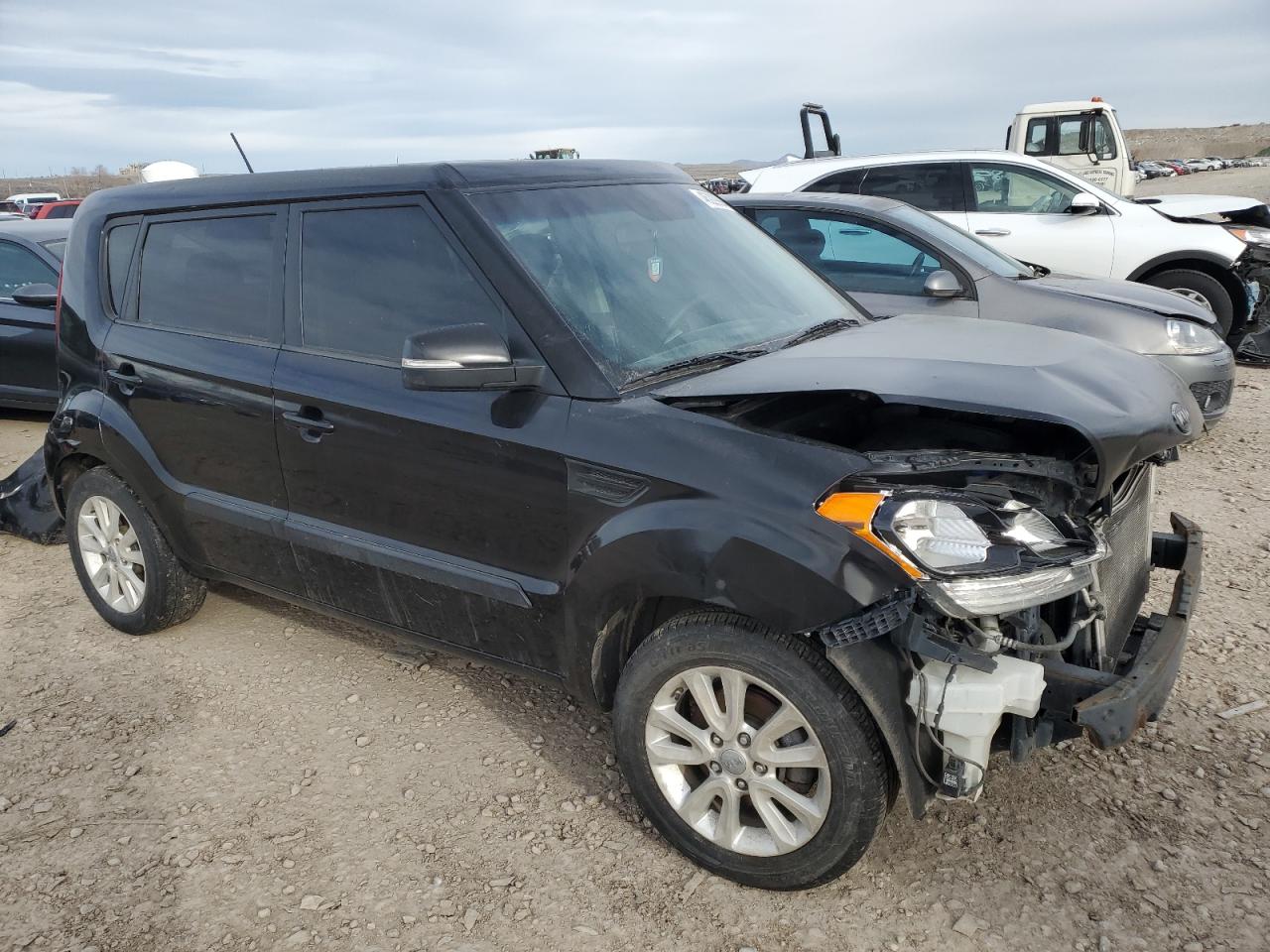 Photo 3 VIN: KNDJT2A60C7739097 - KIA SOUL 