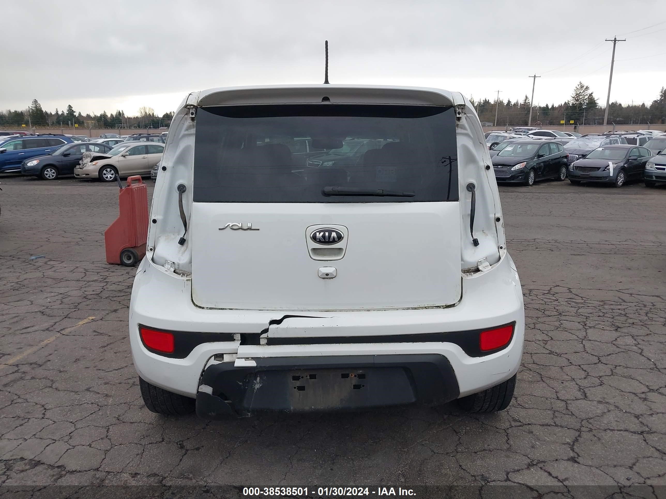 Photo 5 VIN: KNDJT2A60D7506015 - KIA SOUL 