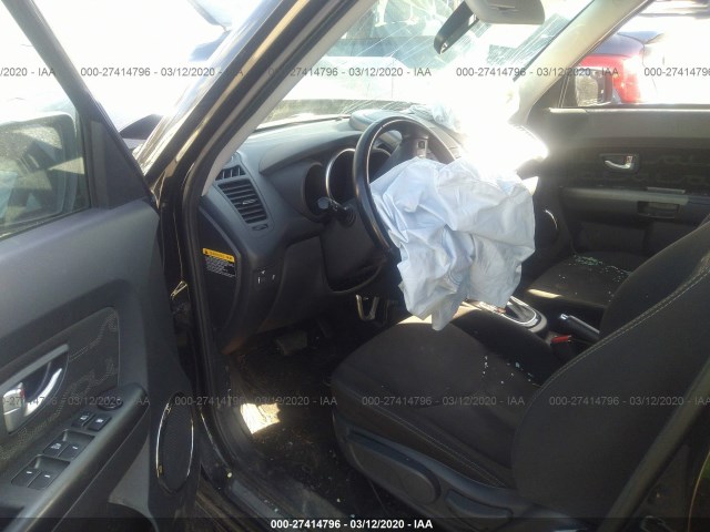 Photo 4 VIN: KNDJT2A60D7549737 - KIA SOUL 