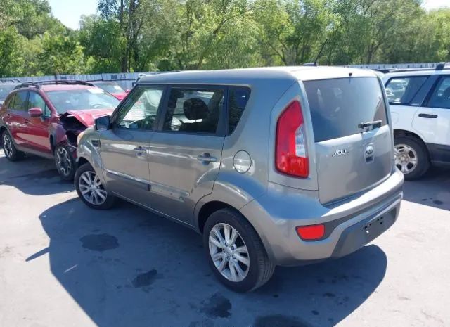 Photo 2 VIN: KNDJT2A60D7598047 - KIA SOUL 