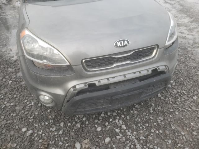 Photo 8 VIN: KNDJT2A60D7610374 - KIA SOUL + 