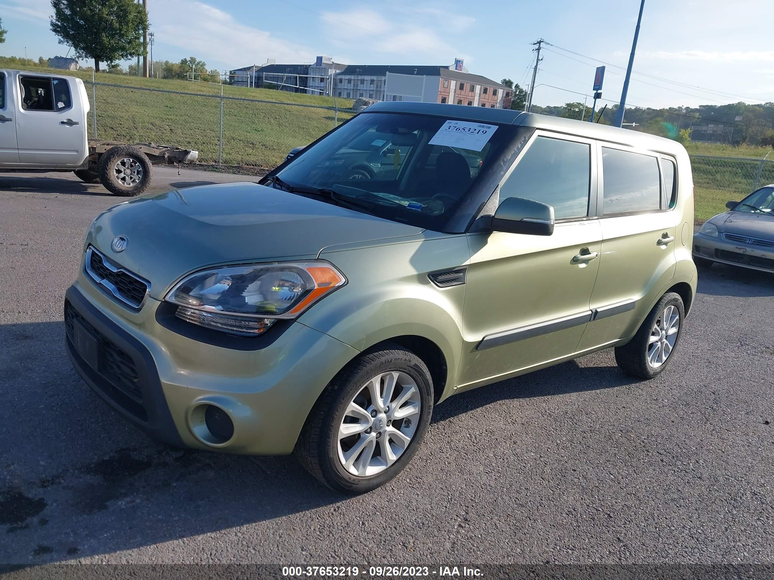 Photo 1 VIN: KNDJT2A61C7377734 - KIA SOUL 