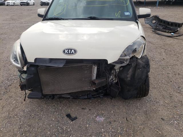 Photo 8 VIN: KNDJT2A61C7397689 - KIA SOUL + 