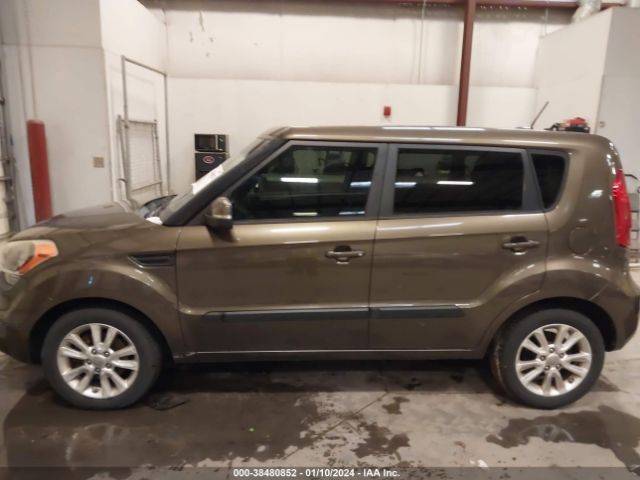 Photo 5 VIN: KNDJT2A61C7412417 - KIA SOUL 