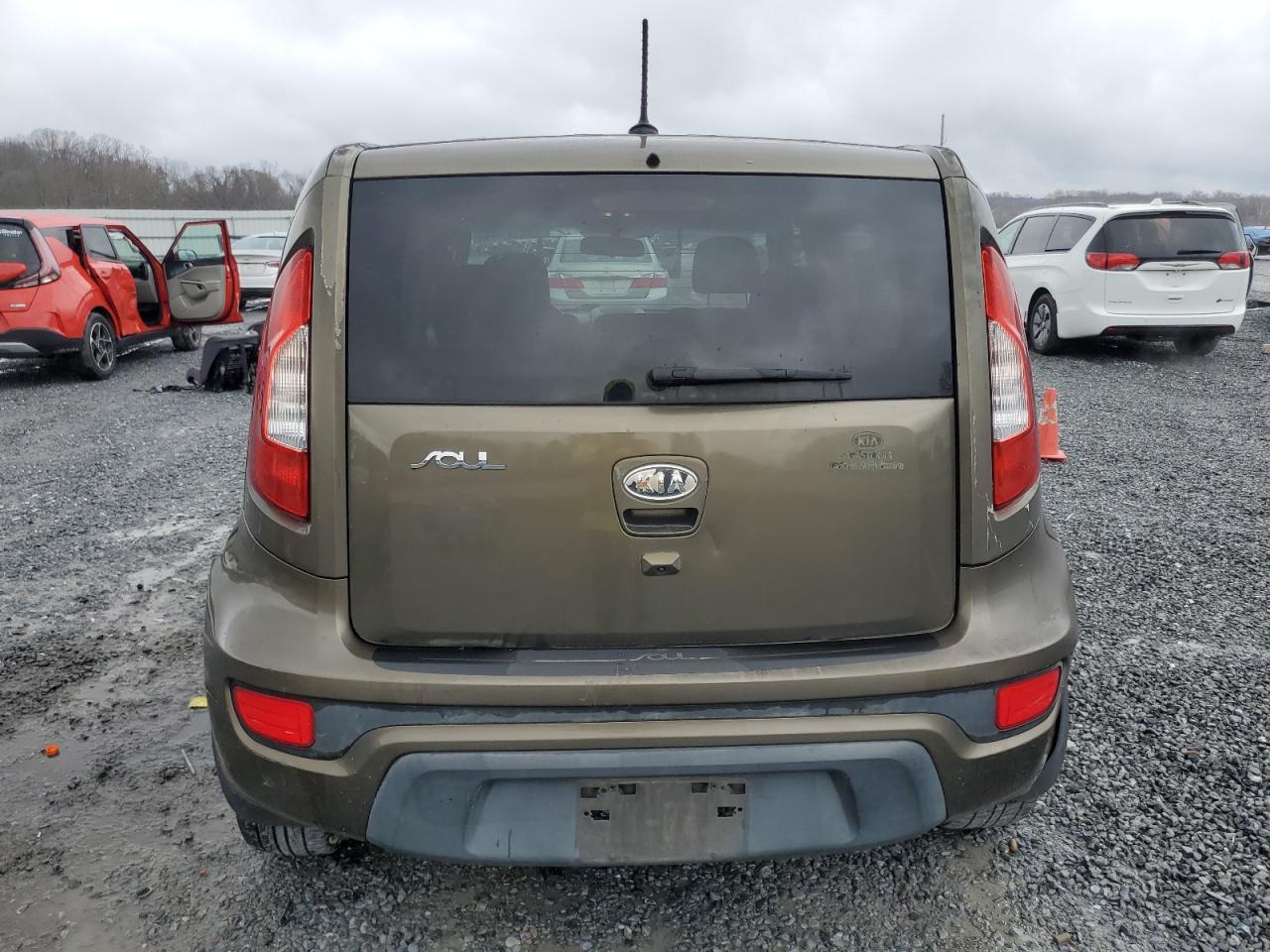 Photo 5 VIN: KNDJT2A61C7442050 - KIA SOUL 