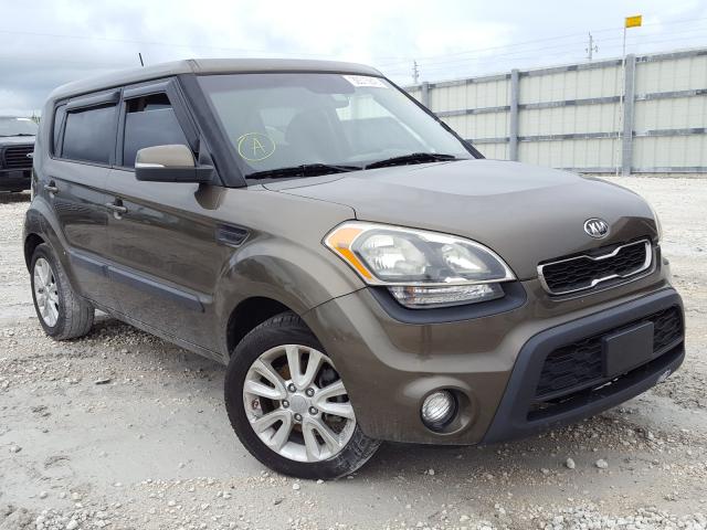 Photo 0 VIN: KNDJT2A61D7483652 - KIA SOUL + 