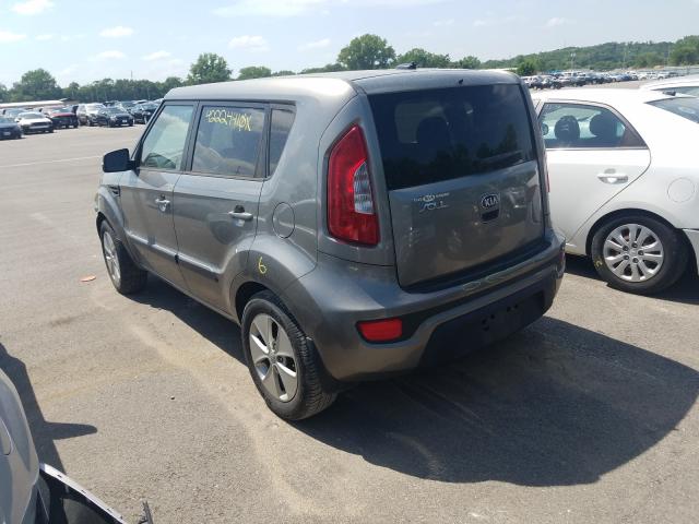 Photo 2 VIN: KNDJT2A61D7489550 - KIA SOUL + 