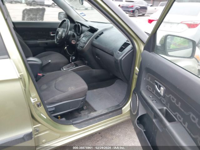 Photo 4 VIN: KNDJT2A61D7493937 - KIA SOUL 