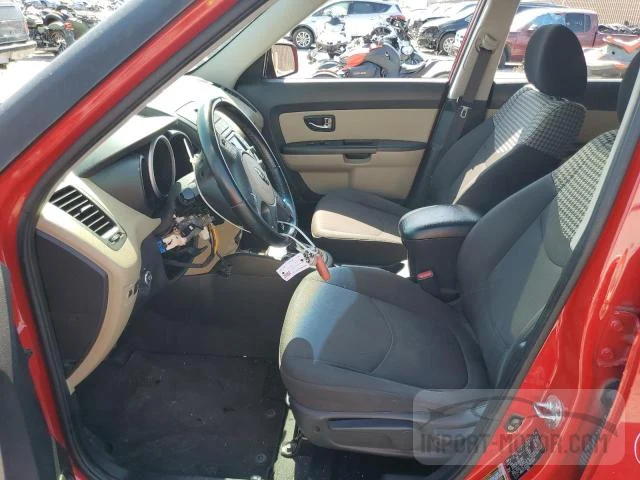 Photo 6 VIN: KNDJT2A61D7503690 - KIA SOUL 