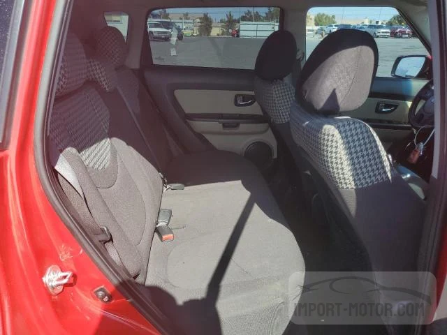 Photo 9 VIN: KNDJT2A61D7503690 - KIA SOUL 