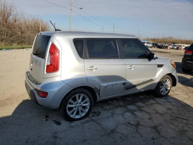 Photo 2 VIN: KNDJT2A61D7504564 - KIA SOUL + 